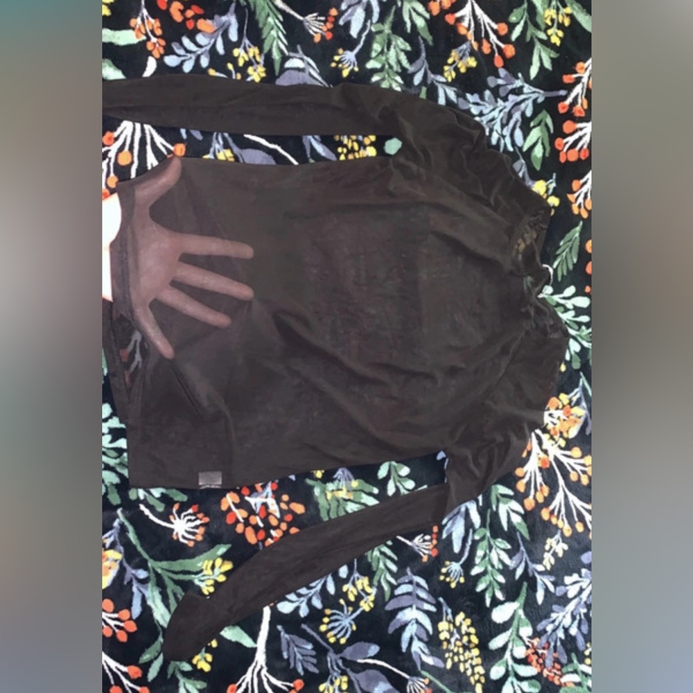 Black shirt
